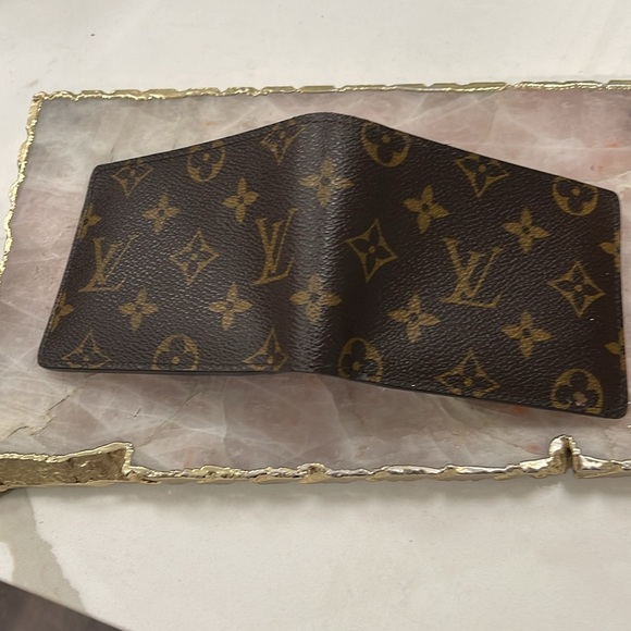Authentic like new Louis Vuitton, billfold wallet, classic monogram genuine - Picture 5 of 6